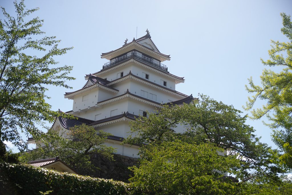 鶴ヶ城とは？難攻不落と呼ばれた理由と見どころ