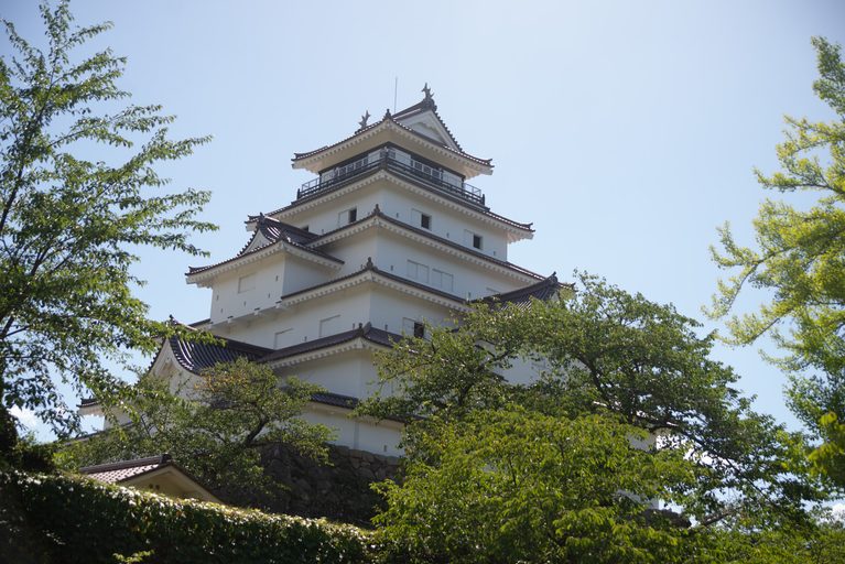 鶴ヶ城とは？難攻不落と呼ばれた理由と見どころを徹底解説【会津若松】