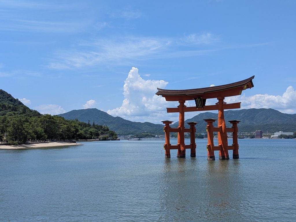 Sightseeing on Miyajima Island