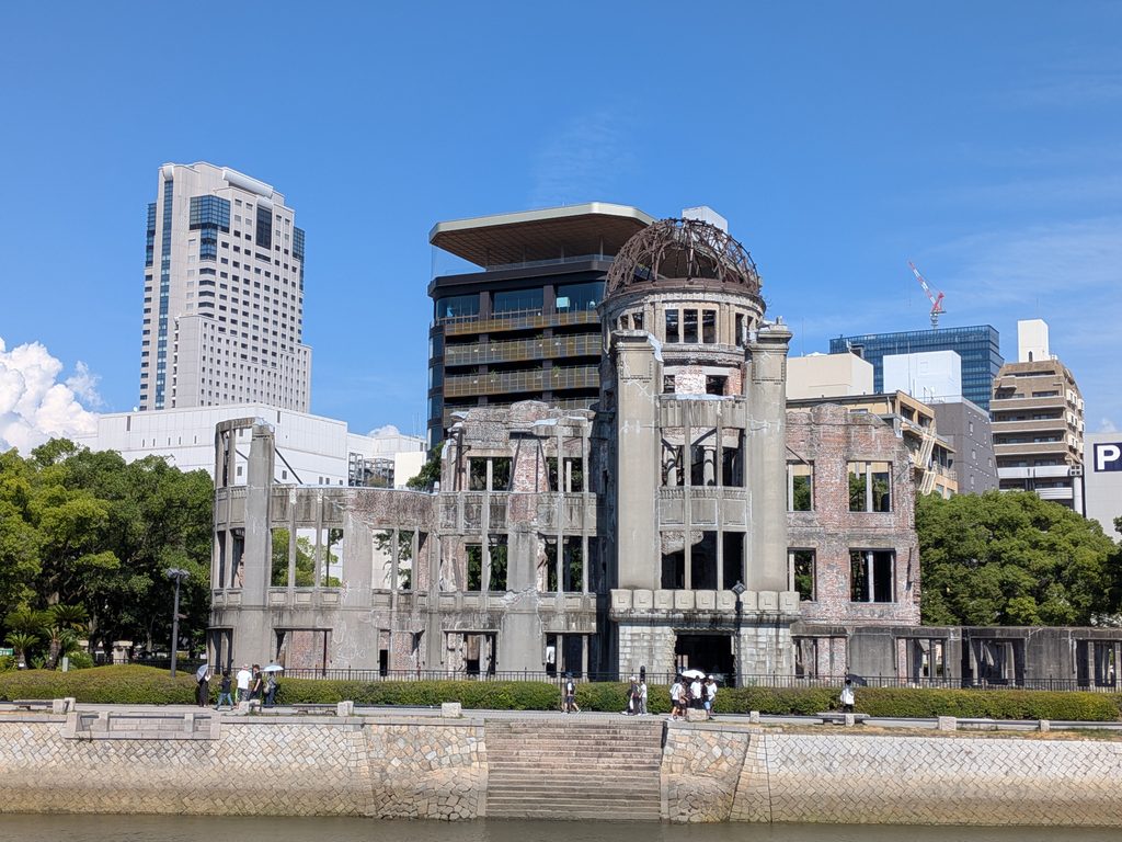 広島